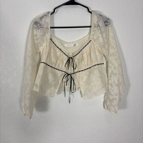 Altar'd State Ivory Lace Floral Print Black Tie Front Blouse Top Size XS - Picture 1 of 6